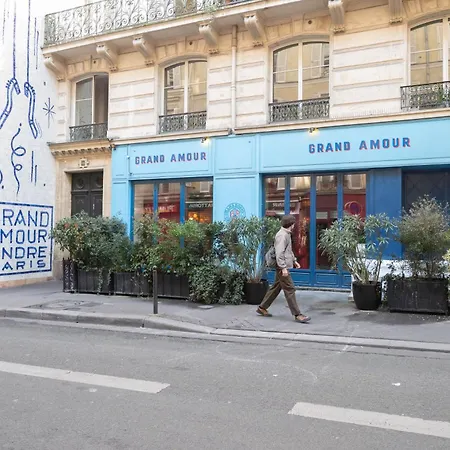 Bel Parisien פריז