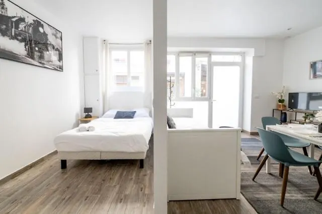 Bel Parisien פריז